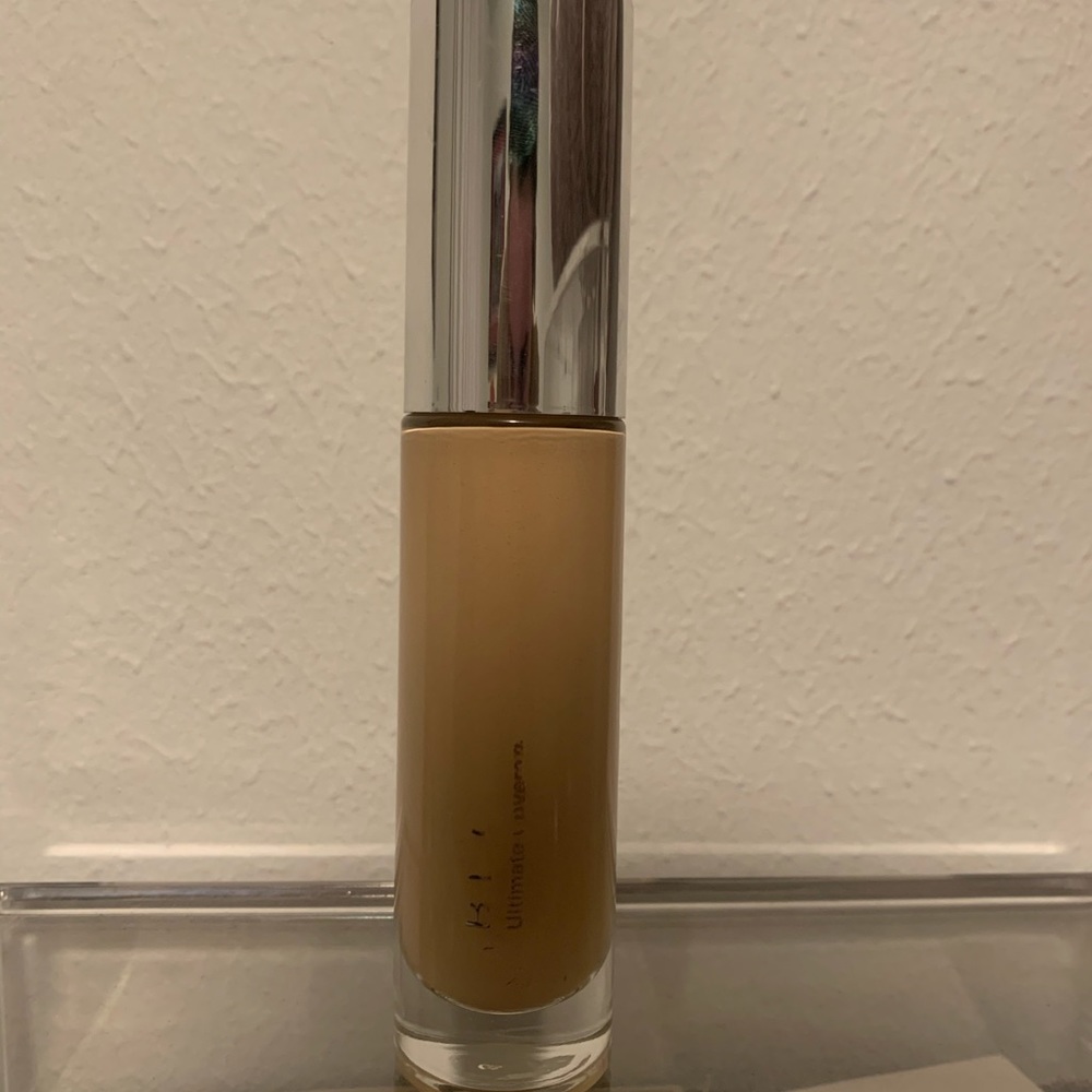 Becca shade 2N foundation FULL BOTTLE